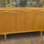 352 4205 Sideboard